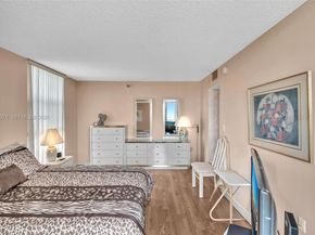 20505 E Country Club Dr 1533, Aventura FL 33180