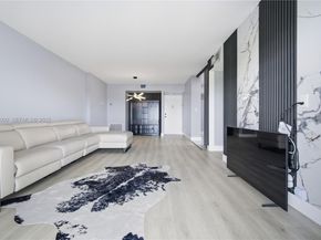 4200 Hillcrest Dr 802, Hollywood FL 33021