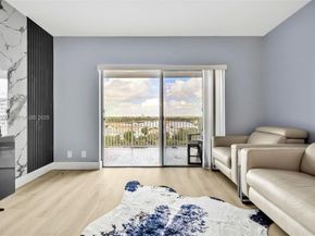 4200 Hillcrest Dr 802, Hollywood FL 33021