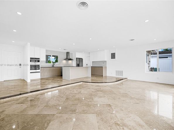 5510 NE 18th Ave, Fort Lauderdale FL 33334
