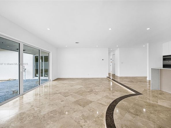 5510 NE 18th Ave, Fort Lauderdale FL 33334