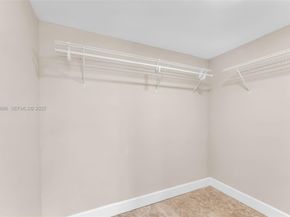 801 N Venetian Dr 208, Miami Beach FL 33139