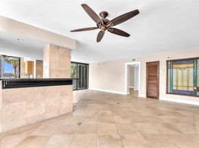 801 N Venetian Dr 208, Miami Beach FL 33139