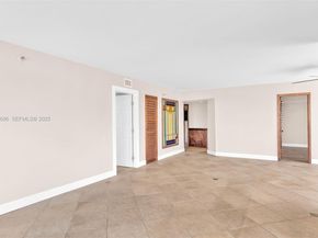801 N Venetian Dr 208, Miami Beach FL 33139