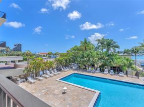 801 N Venetian Dr 208, Miami Beach FL 33139
