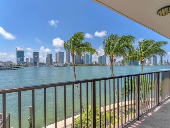 801 N Venetian Dr 208, Miami Beach FL 33139