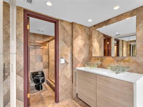 801 N Venetian Dr 208, Miami Beach FL 33139