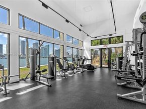 801 N Venetian Dr 208, Miami Beach FL 33139