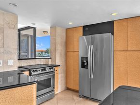 801 N Venetian Dr 208, Miami Beach FL 33139