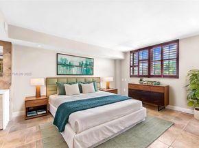 801 N Venetian Dr 208, Miami Beach FL 33139