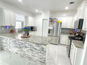 4162 NE 21st St, Homestead FL 33033
