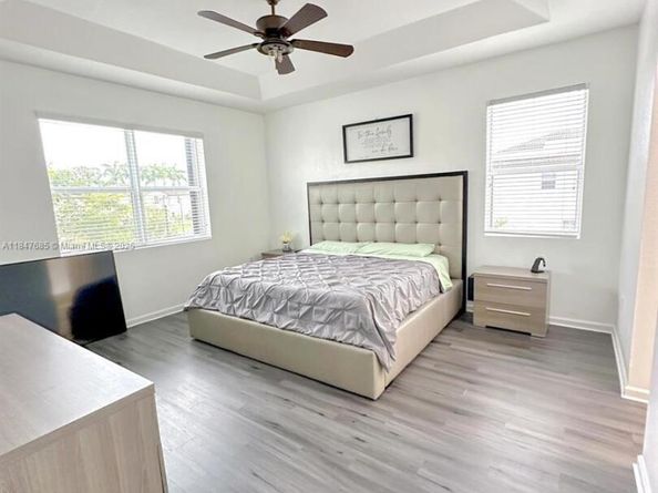 4162 NE 21st St, Homestead FL 33033