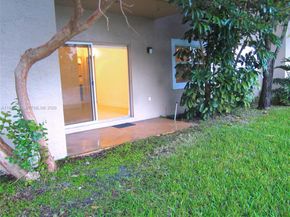 1731 NW 96th Ter 2J, Pembroke Pines FL 33024