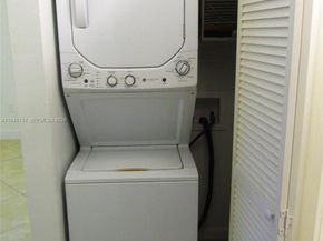 1731 NW 96th Ter 2J, Pembroke Pines FL 33024