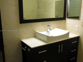 1731 NW 96th Ter 2J, Pembroke Pines FL 33024