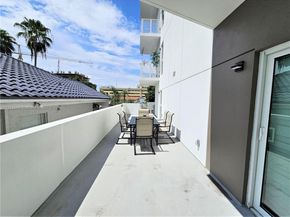 1938 Jackson St 202, Hollywood FL 33020