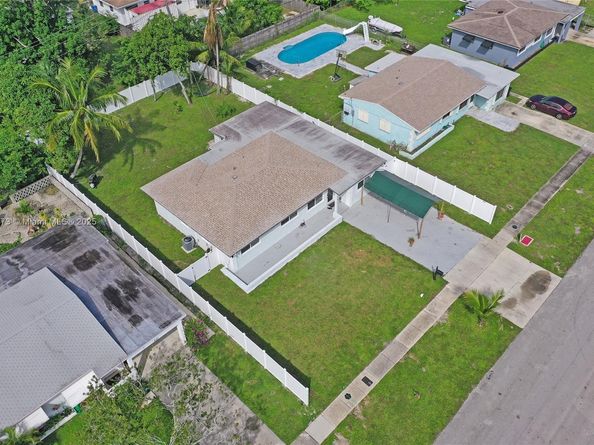 631 Arizona Ave, Fort Lauderdale FL 33312