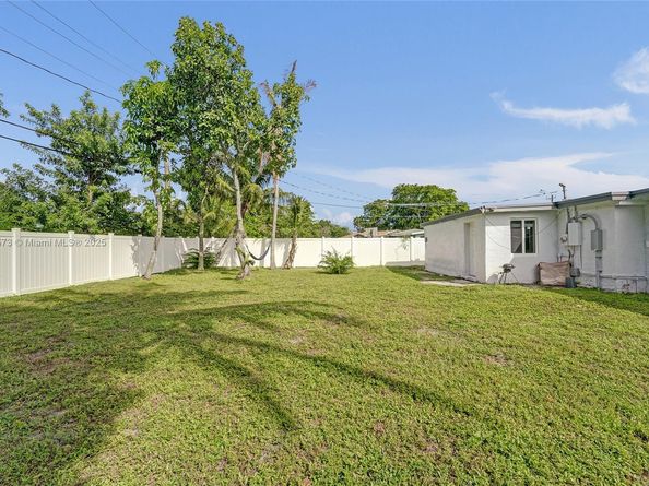 631 Arizona Ave, Fort Lauderdale FL 33312