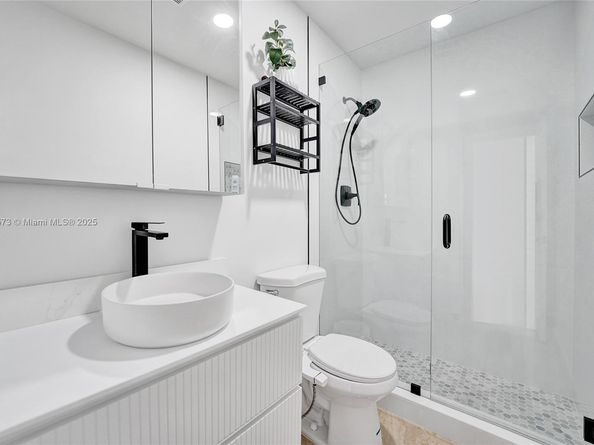 631 Arizona Ave, Fort Lauderdale FL 33312
