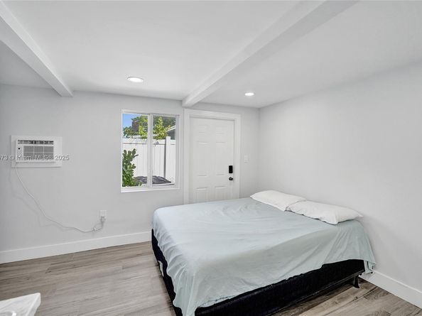 631 Arizona Ave, Fort Lauderdale FL 33312