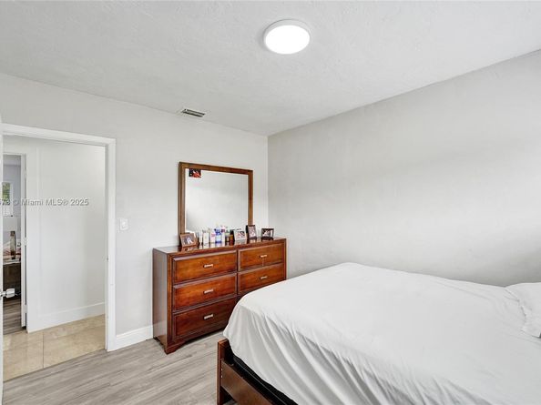 631 Arizona Ave, Fort Lauderdale FL 33312
