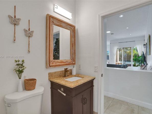 1629 Blue Jay Cir, Weston FL 33327