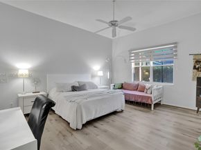 1629 Blue Jay Cir, Weston FL 33327