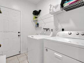 1629 Blue Jay Cir, Weston FL 33327