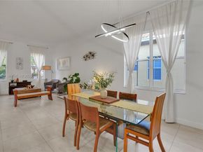 1629 Blue Jay Cir, Weston FL 33327