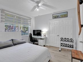 1629 Blue Jay Cir, Weston FL 33327