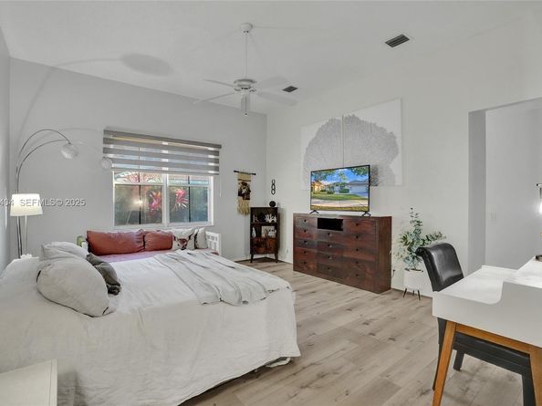 1629 Blue Jay Cir, Weston FL 33327