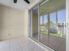 6005 Del Lago Cir 305, Sunrise FL 33313