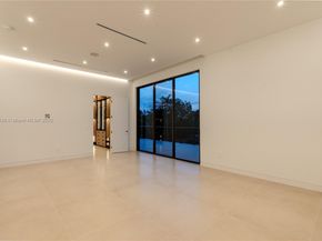 4231 SW 10th St, Miami FL 33134