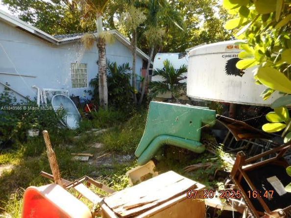 19010 Bel Aire Dr, Cutler Bay FL 33157