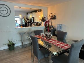 200 Gate Rd 207, Hollywood FL 33024