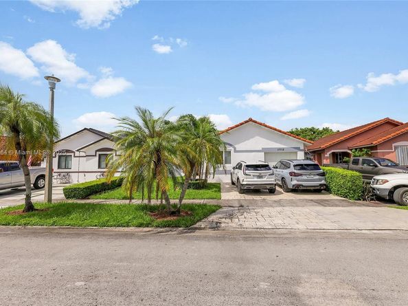 17712 SW 145th Ave, Miami FL 33177