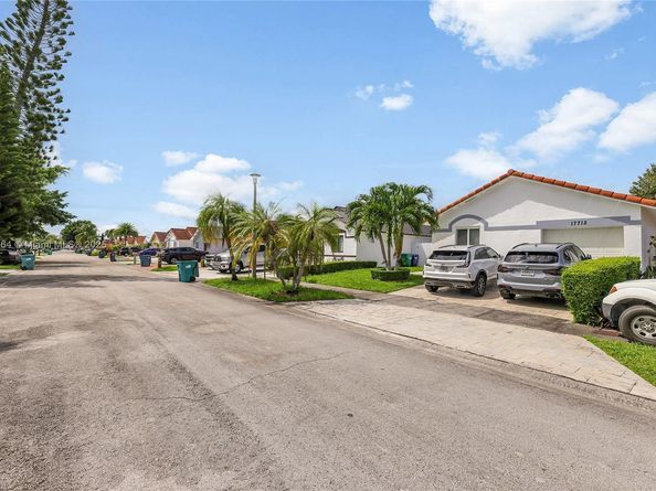 17712 SW 145th Ave, Miami FL 33177