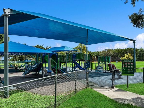 508 NE 67th St, Miami FL 33138