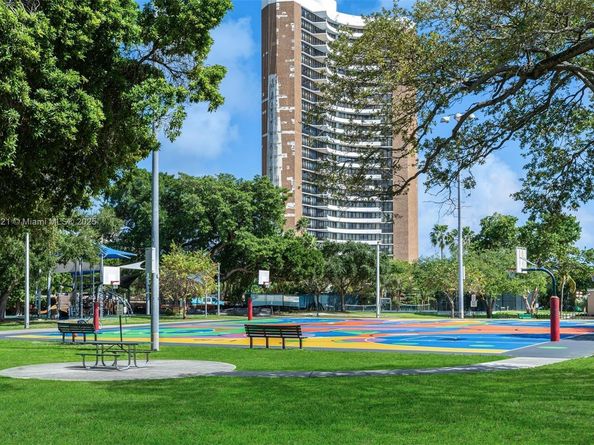 508 NE 67th St, Miami FL 33138