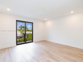 1118 NE 10th Ave, Fort Lauderdale FL 33304