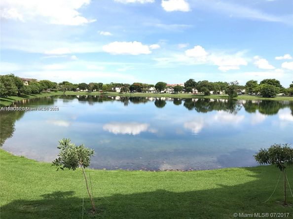 10288 NW 9th St Cir 205, Miami FL 33172