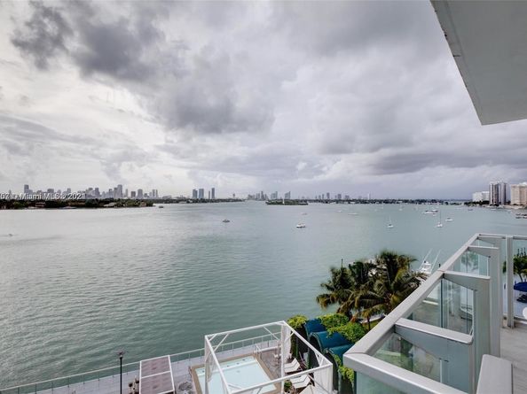 1100 West Ave 1220, Miami Beach FL 33139