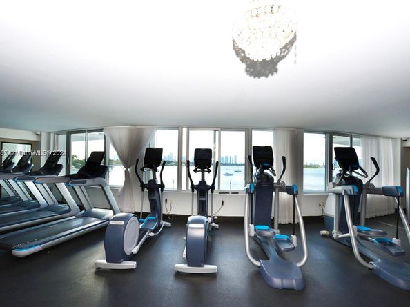 1100 West Ave 1220, Miami Beach FL 33139