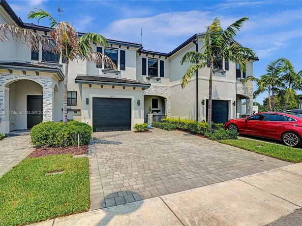 411 NW 204th St, Miami Gardens FL 33169