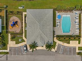 411 NW 204th St, Miami Gardens FL 33169