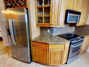 2425 SW 27th Ave 701, Miami FL 33145