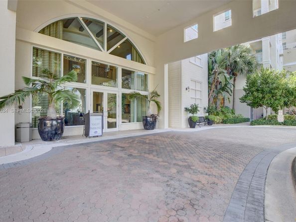 350 N Federal Hwy TH102S, Boynton Beach FL 33435