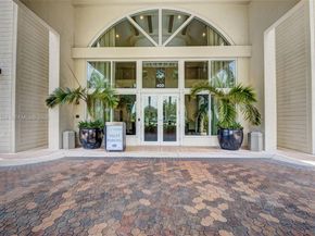 350 N Federal Hwy TH102S, Boynton Beach FL 33435