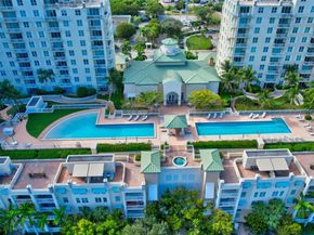 350 N Federal Hwy TH102S, Boynton Beach FL 33435