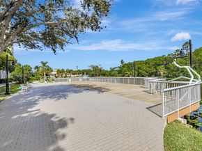 350 N Federal Hwy TH102S, Boynton Beach FL 33435